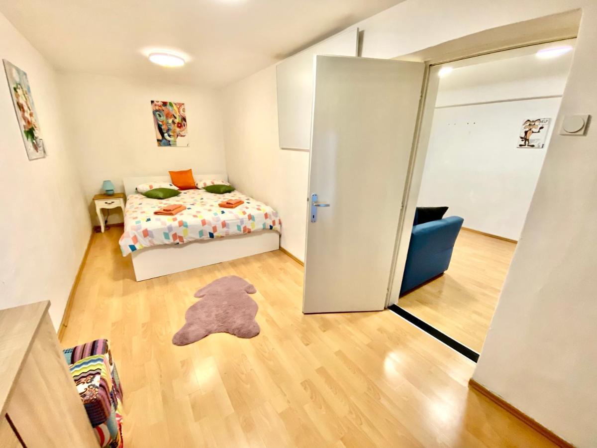 1Br Apartment On The Most Beautiful Street In Ljubljana Center Esterno foto
